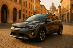 KIA Stonic usato in noleggio a lungo termine parcheggiato in una via italiana