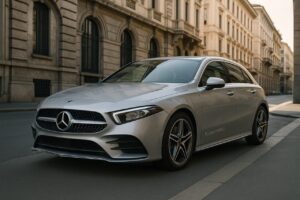 Mercedes Classe A Ibrida Plug-in in noleggio a lungo termine su strada italiana